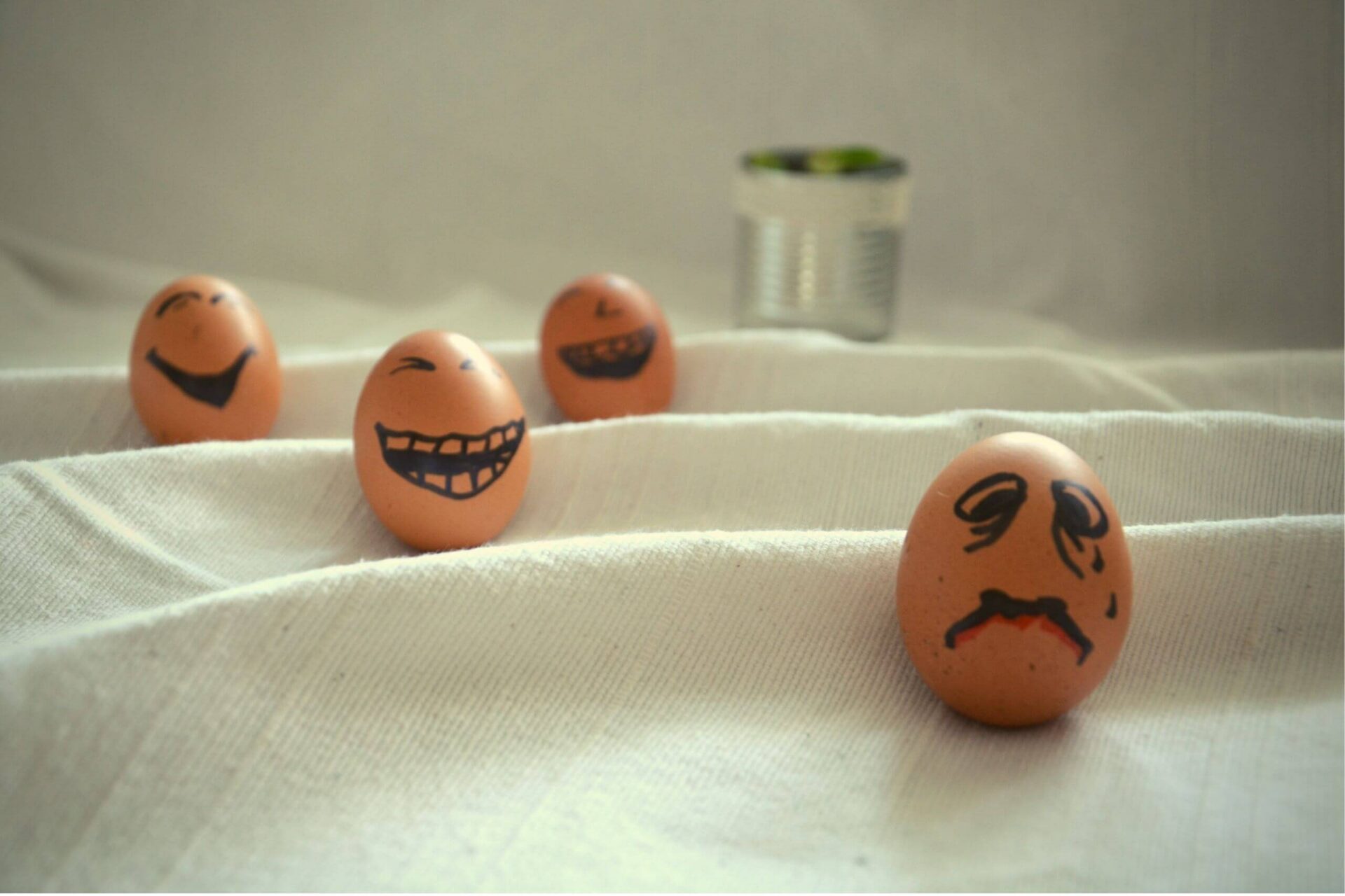 bemalte Eier, Blumenstock